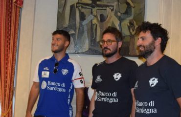 La Dinamo Sassari in visita nel paese di Seui.