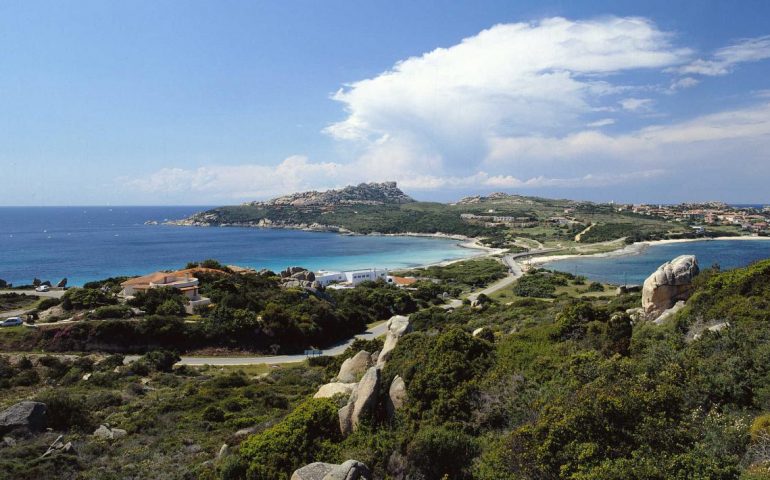 Le spiagge più belle della Sardegna. Rena di Ponente e Rena di Levante: due paradisi vicini