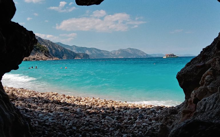 Le foto dei lettori. L’incanto delle perle di mare baunesi nello scatto di Sonia Sanguin