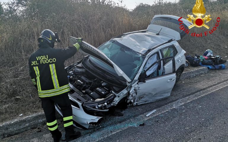 Grave incidente sulla SS 389: 8 le persone ferite