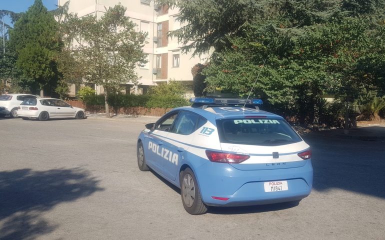 Tentato furto d’auto, due giovani in manette a Nuoro