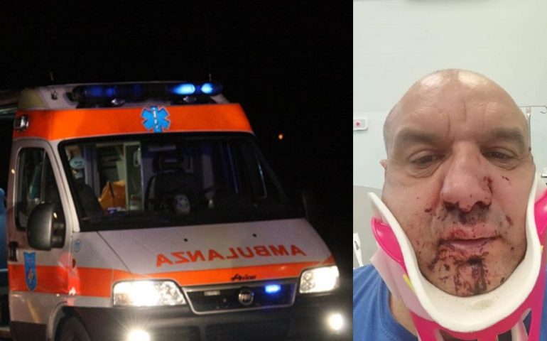 “Mi rovinate la vacanza”: giovane picchia un volontario perché l’ambulanza ostacola l’ingresso in discoteca