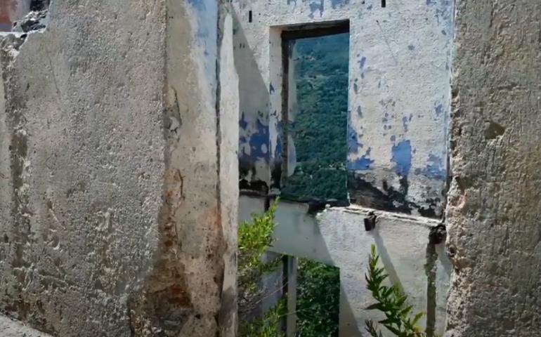 (VIDEO) Alla scoperta di Gairo Vecchio, la città fantasma. Le incredibili riprese di Vincenzo Fancello