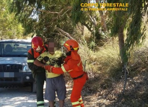 Le fiamme non danno tregua alla Sardegna: proprietario di un terreno incendiato colto da malore a Siris