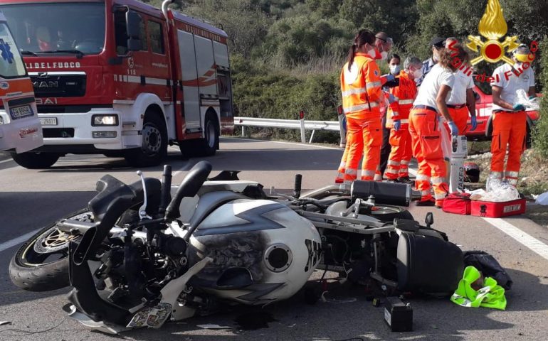 Ilbono, tragico incidente: fuori strada con la moto, muore un 37enne