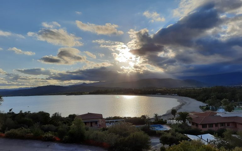 Le foto dei lettori. Tutto l’incanto della Baia di San Gemiliano nello scatto di Sergio Melis