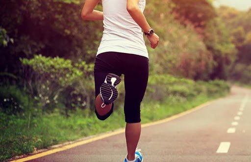 Le novità. Mascherina all’aperto, senza obbligo chi fa jogging e footing