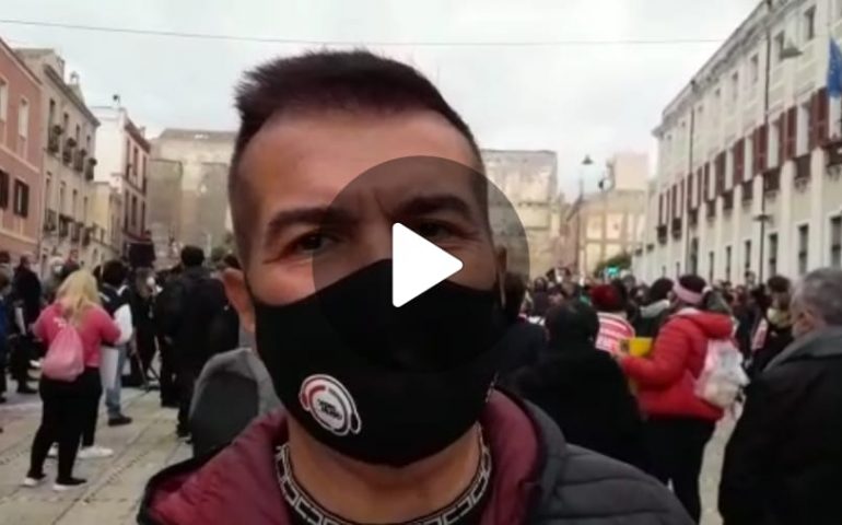 (VIDEO) Lavoratori cultura-spettacolo in piazza. Sandro Murru: “Noi dimenticati, siamo gente che lavora”