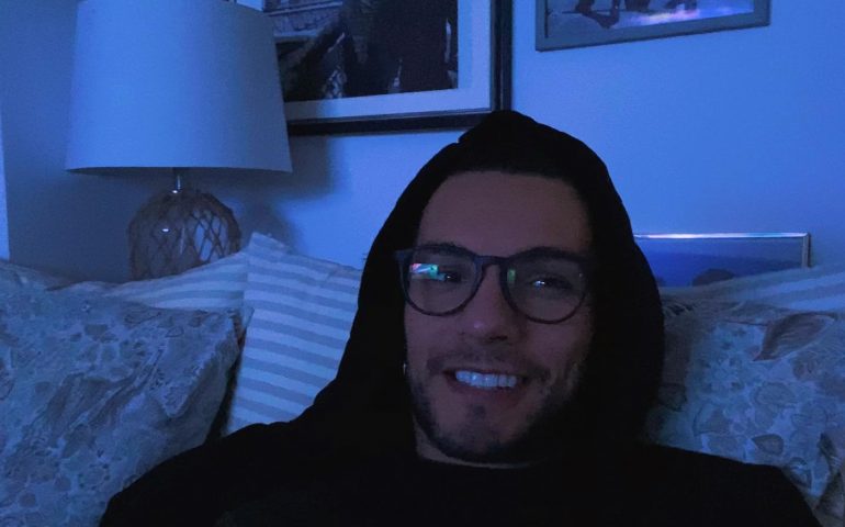 Marco Carta positivo al Covid: «Mi raccomando: state attenti»