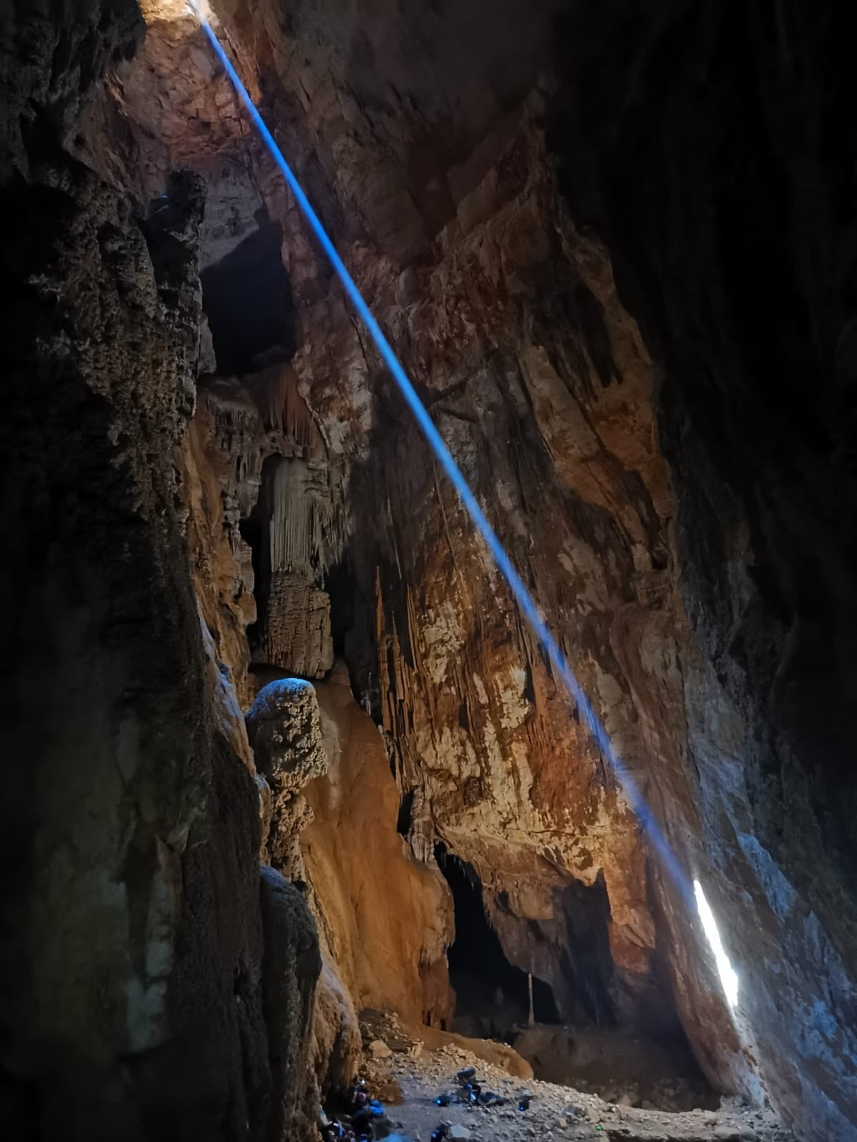 Grotta Oliena.