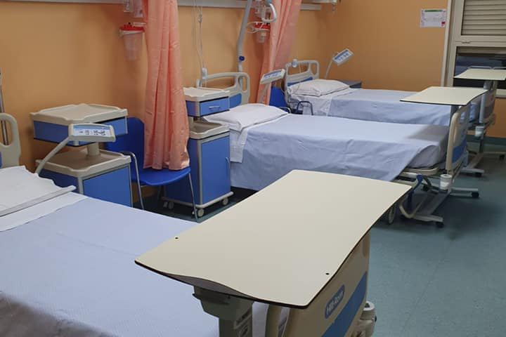 Pazienti Covid anche nei piccoli ospedali della Sardegna: 1006 posti letto individuati