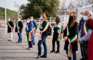 Protesta dei sindaci a Nuoro.