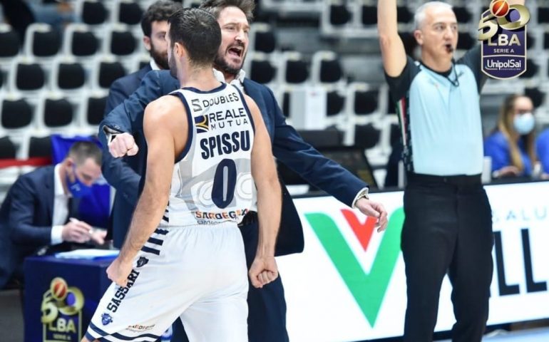 Importantissima vittoria della Dinamo che batte 78 – 83 la corazzata Bologna