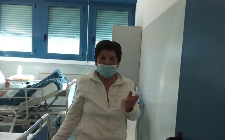 Giallo al Brotzu, 77enne lascia l’ospedale e scompare: la donna è in stato confusionale