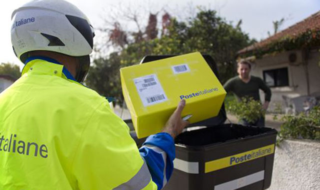 Poste, anche nel nuorese si potranno spedire pacchi in sicurezza da casa: ecco come