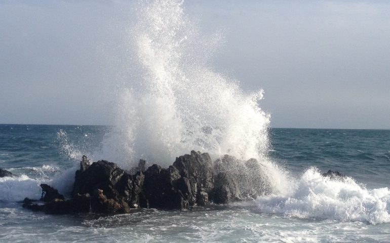 Allerta Meteo in Sardegna: burrasca e mareggiate, massima prudenza vicino ai litorali