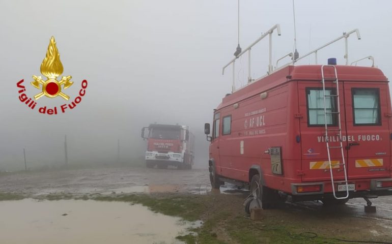 Sardegna, paura per due persone perse fra la nebbia nei monti: intervengono i Vigili del Fuoco