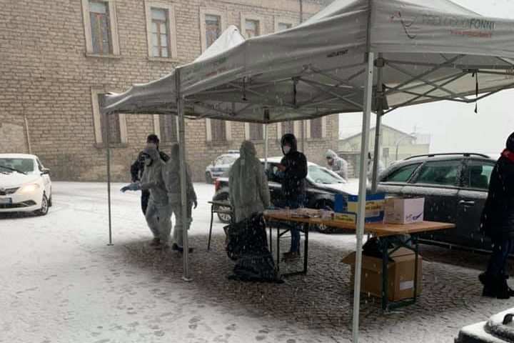 Fonni, screening Covid sotto la neve. La sindaca Falconi: “Tutti i 612 tamponi negativi”