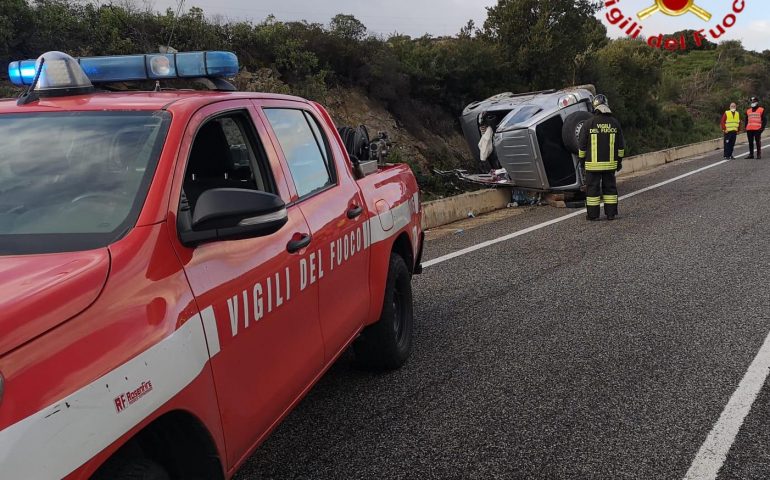 Incidente stradale nel Nuorese: auto si ribalta sulla SP 73. Ferito trasportato in elisoccorso