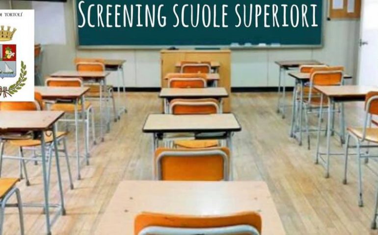 Covid-19, presto lo screening nelle scuole superiori di Tortolì: tamponi per studenti e personale