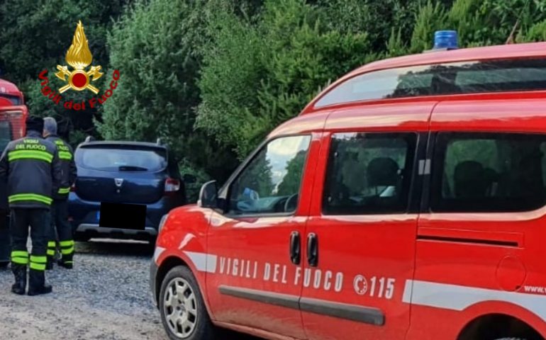 Sardegna, va a cercare funghi e si perde in una zona impervia: pensionato ritrovato dopo ore