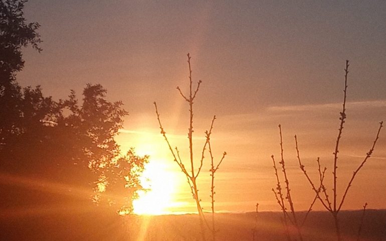 Le foto dei lettori. Il sole fa capolino…per un’altra bellissima giornata in Ogliastra
