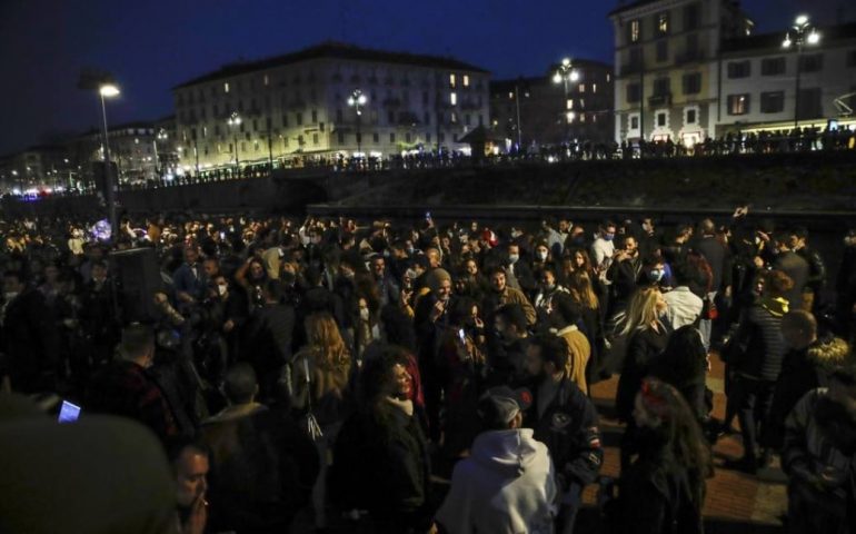 «Le immagini che arrivano da mezza Italia? Il fallimento della nostra società», il commento di Angioni, infettivologo