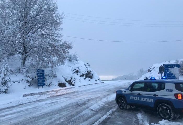 Neve in Sardegna: scatta il piano della Protezione Civile, decine di mezzi pronti a intervenire