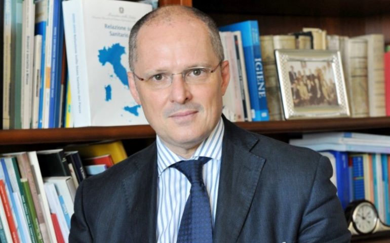 Covid, Ricciardi gela tutti: “Necessario lockdown totale, chiederò al ministro Speranza”