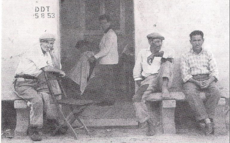 In fila dal barbiere