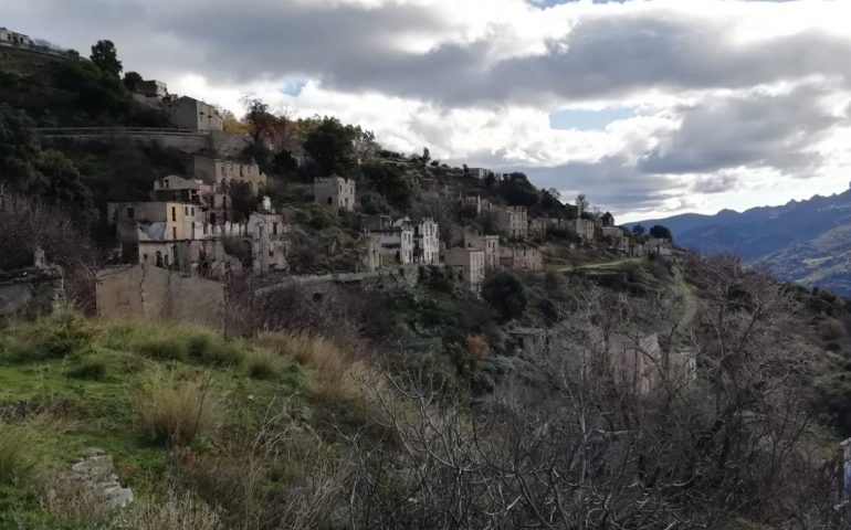 La foto dei lettori. Uno scatto di Gairo Vecchio, il più famoso paese fantasma della Sardegna