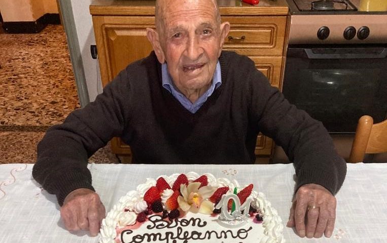 Ogliastra terra di longevità, “tziu” Mario Firinu di Villagrande festeggia 101 anni
