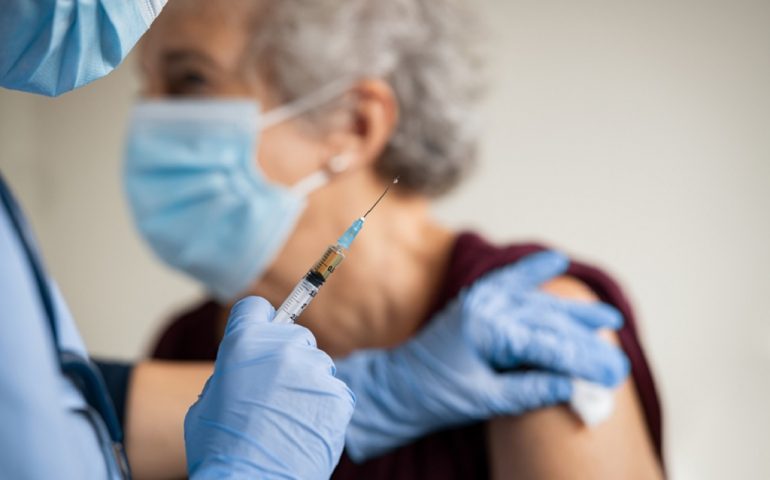 Vaccini, si migliora: in Sardegna somministrato 88,7% dosi a disposizione
