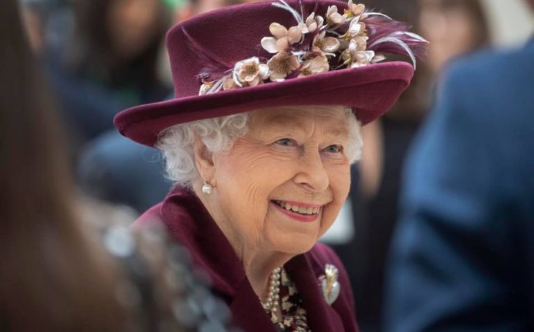 Regno Unito: la Regina Elisabetta II compie oggi 95 anni