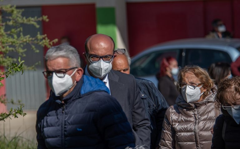 Studentesse positive al Covid, a Lanusei si chiudono le scuole. Salgono a 18 i contagiati della cittadina