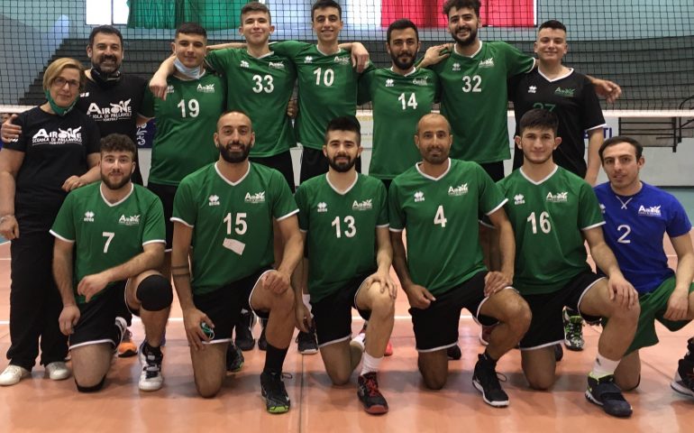 Pallavolo. La capolista Olbia soffre solo nel primo set contro l’Airone. Sconfitta anche per gli Under 19