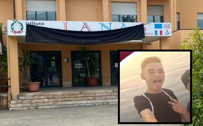Domani a Tortolì: gli studenti dell’alberghiero in una catena umana simbolica per Mirko