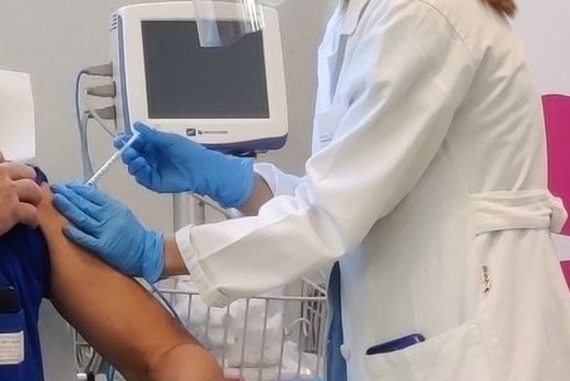 Sardegna, accelera sui vaccini anti Covid: quasi 12mila dosi inoculate nelle ultime 24 ore