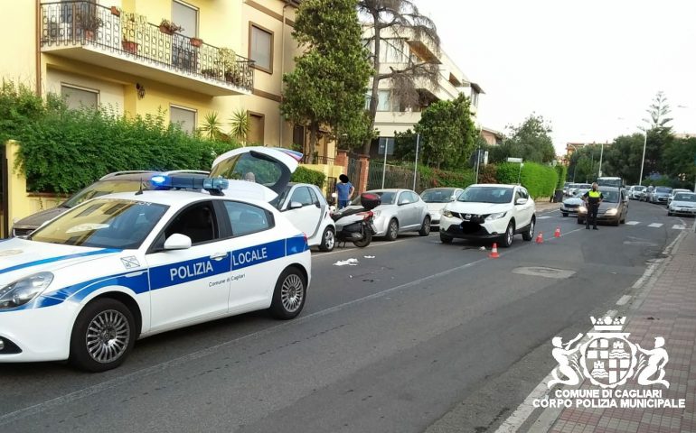 Sardegna, donna investita mentre attraversa la strada: è grave