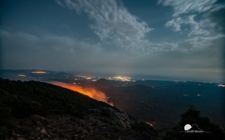 Sardegna in fiamme, Solinas: “Lottiamo con ogni mezzo per combattere i criminali del fuoco”