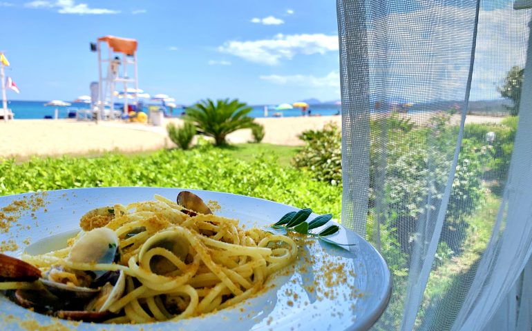 Ristorante Basaùra: i piatti di mare della tradizione ogliastrina li assapori sulla spiaggia