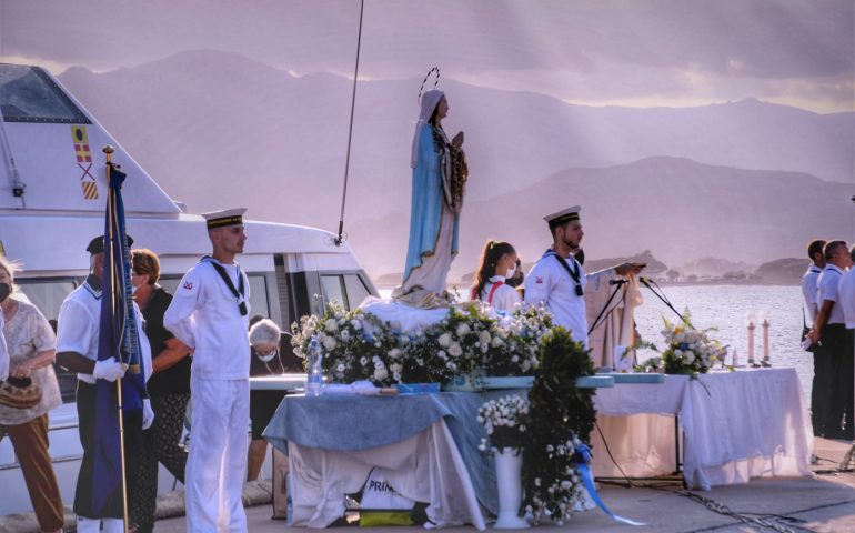 (PHOTOGALLERY) Arbatax festeggia la sua patrona. Tantissimi fedeli ieri per la Madonna Stella Maris