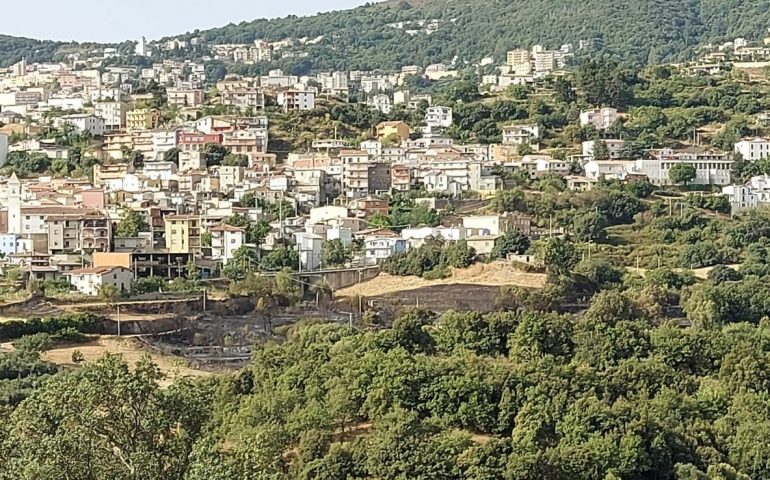 Incendio Ilbono, fondamentali immediate operazioni di spegnimento. Murru: “Grazie a tutti”