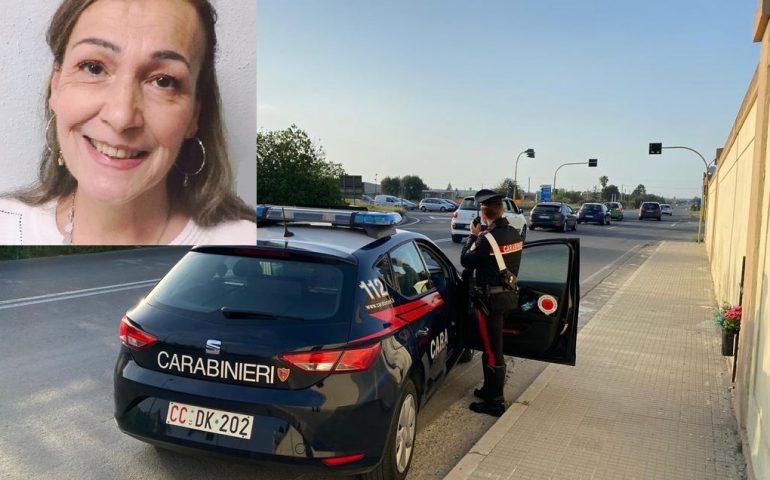 Uccide la moglie a coltellate poi chiama i carabinieri: femminicidio a Quartucciu