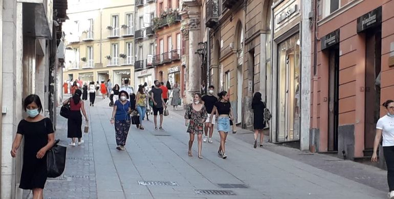 Covid-19, in calo i contagi: 144 nuovi casi e tre vittime. Aumentano i ricoveri in terapia intensiva