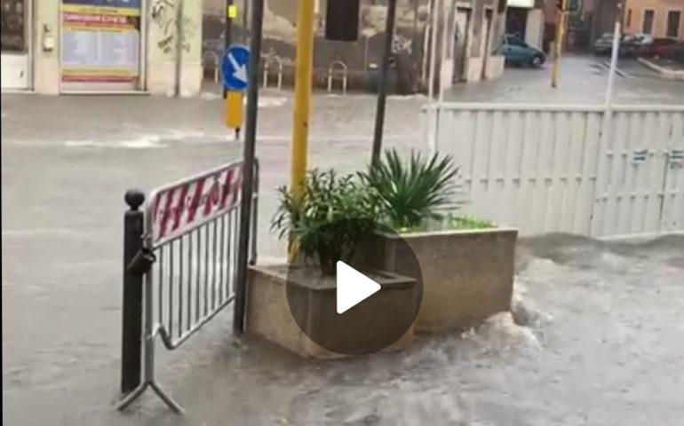 (VIDEO) Sardegna colpita dal maltempo: strade allagate e gravi disagi in numerosi comuni