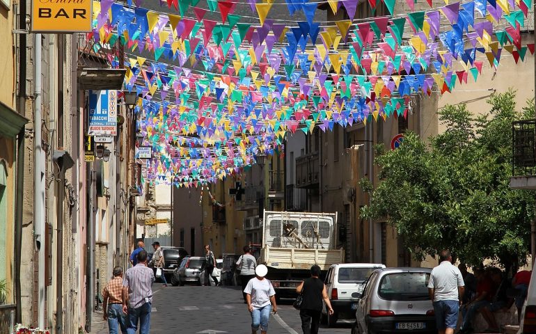 Covid-19, aumentano i contagi: un comune sardo entra in zona rossa per 10 giorni