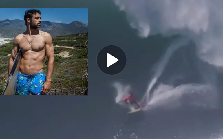 (VIDEO) Francisco Porcella da’ spettacolo surfando un “tubo” d’acqua perfetto alle Hawaii