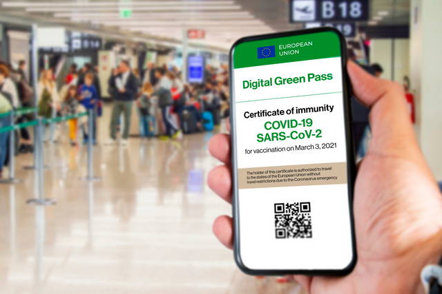 Ci siamo! Si parte con il Super Green Pass: cosa cambierà da domani