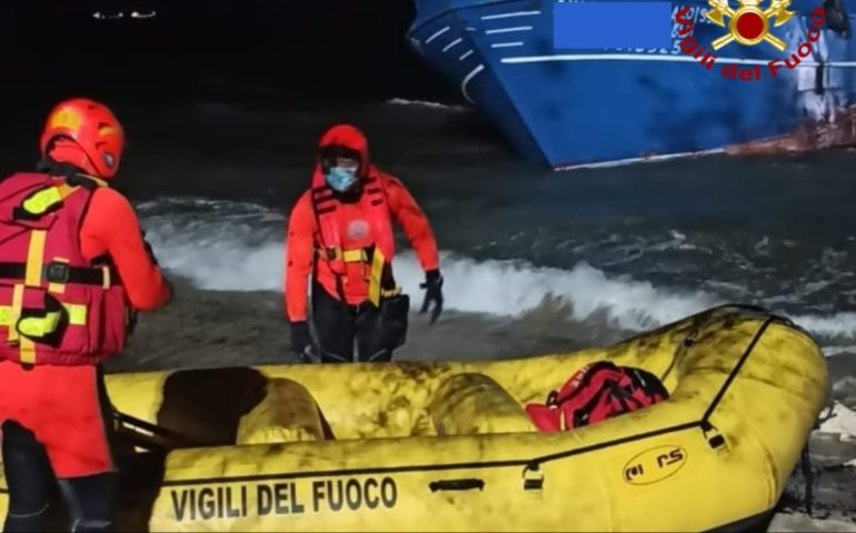 Sardegna, due pescherecci in difficoltà a causa del maltempo: tratte in salvo una decina di persone